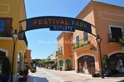Festival Park Outlets in Marratxi
