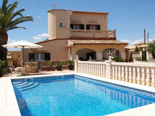 Chalet Lopez