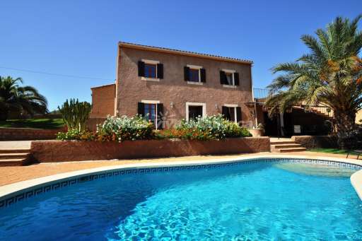 Finca Joan, Pool, Haus, Terrasse