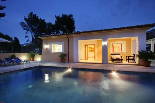 Casa Medina Cala Sant Vicente