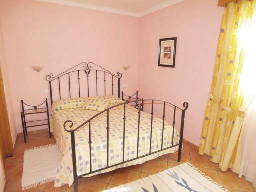 Casa Vincens, Schlafzimmer, Doppelbett