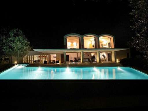 Villa Jose Sa Mola, Pool, Haus Nachtaufnahme, bei Nacht, beleuchtet, Panoramafenster