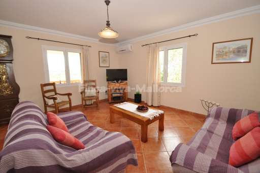 Finca Magda Cas Concos, Wohnzimmer, Sofa
