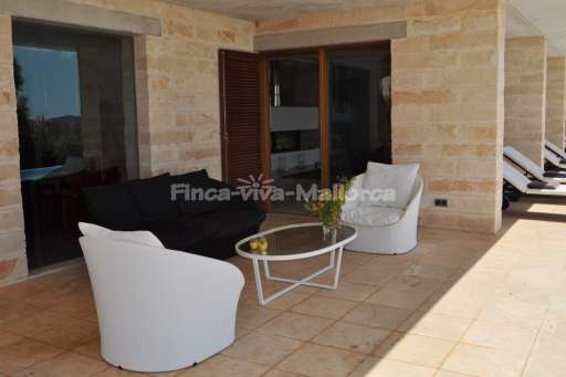 Villa Jose Sa Mola, Lounge, überdachte Terrasse