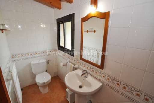 Finca Goret Santanyi, Badezimmer, Gäste-WC