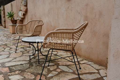 Casa Santanyi, Sitzmöglichkeit