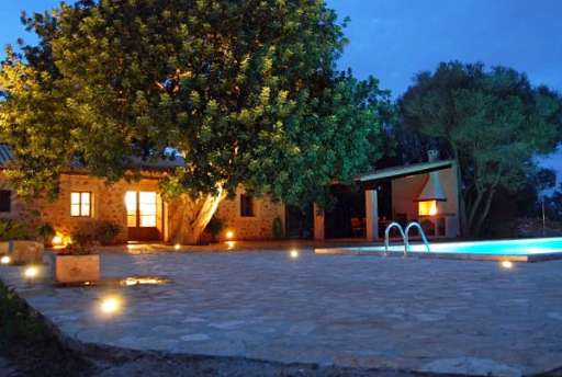 Finca Algarroba, Haus, Pool, Nachtaufnahme, beleuchtet