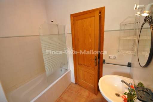 Finca Antonio petit, Badezimmer, Badewanne
