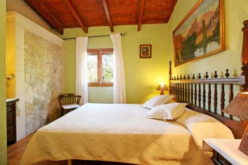 Finca Fullos Pollenca, Schlafzimmer, Doppelbett