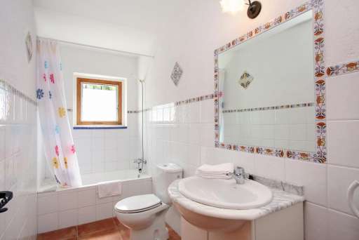 Casa Caragola Pollenca, Badezimmer, Badewanne