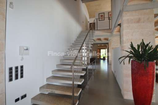 Villa Jose Sa Mola, Treppe