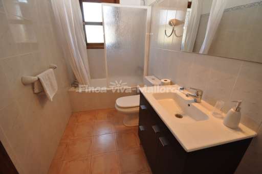 Casa Talaia Cala Santanyi, Badezimmer, Badewanne