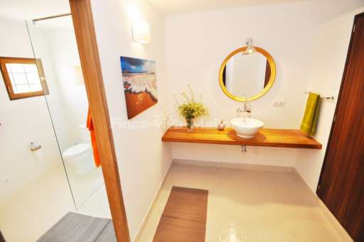 Finca Lorita Santanyi, Badezimmer, ebenerdige Dusche, Bad en Suite