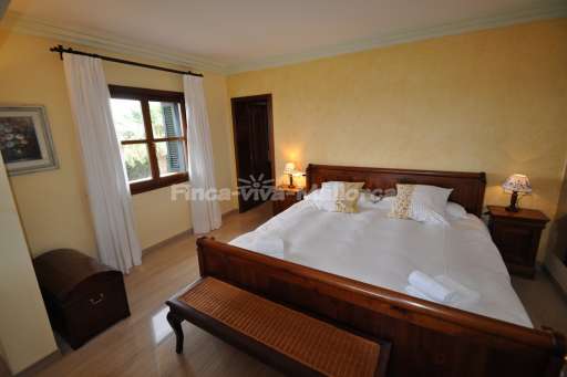 Villa Serena, Schlafzimmer, Doppelbett