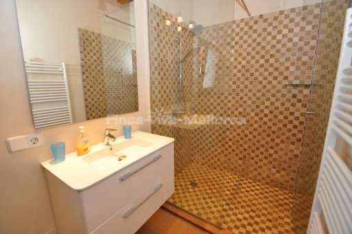 Finca Can Torre, Badezimmer, ebenerdige Dusche