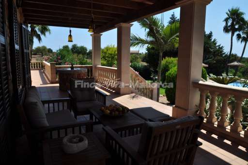 Finca Can Torre, überdachte Terrasse, Lounge, Sitzmöglichkeit