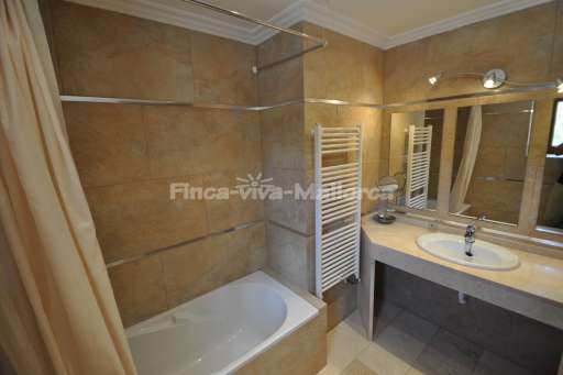 Finca Grandiosa, Badezimmer, Badewanne