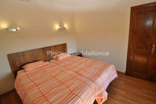 Finca Climent, Schlafzimmer, Doppelbett