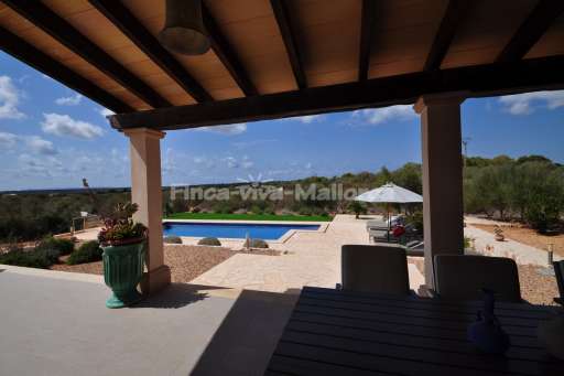 Casa Nova, überdachte Terrasse, Ausblick, Pool