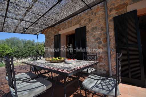 Finca Hermosa de Muro, überdachte Terrasse, Sitzmöglichkeit, Essbereich