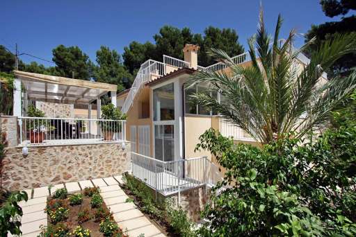 Casa Medina Cala Sant Vicente