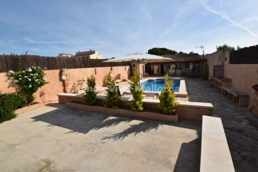 Casa Santanyi, Terrasse, Pool Sonnenschirm