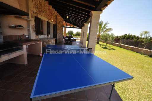 Casa Maria Cala Sanau, überdachte Terrasse, Tischtennis