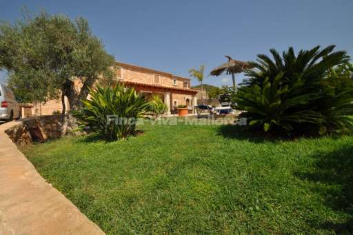 Finca David, Garten, Haus