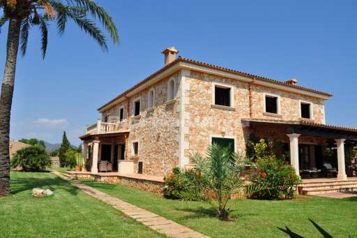 Villa Serena, Haus, Garten, überdachte Terrasse