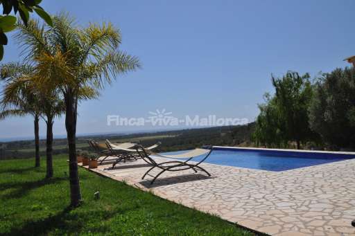 Finca Climent, Pool, Sonnenliege, Ausblick, Weitblick, Terrasse, Garten