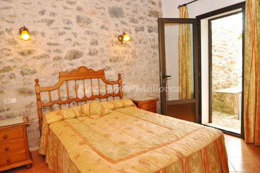 Finca Goret Santanyi, Schlafzimmer, Doppelbett