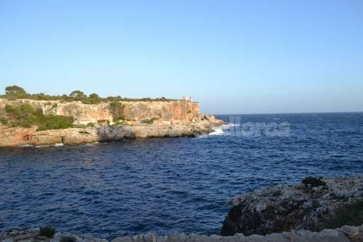 Cala Figuera Meer und Fels
