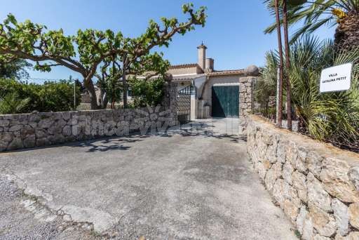 Finca Catala Pollenca