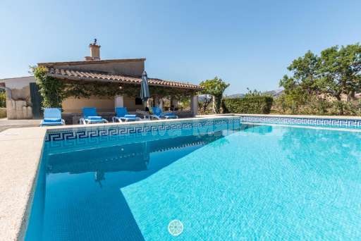 Finca Catala Pollenca