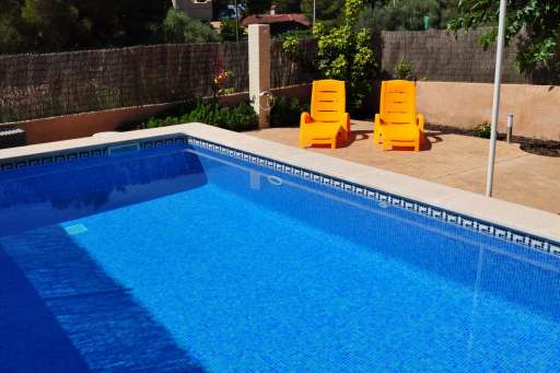 Chalet Cala Pi, Pool, Sonnenliege