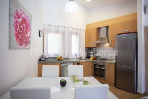 Chalet Juli Sa Pobla, Esszimmer, Küche, Esstisch