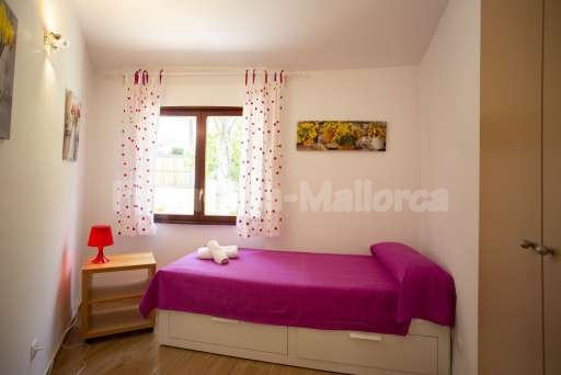 Chalet Juli Sa Pobla, Schlafzimmer, Einzelbett
