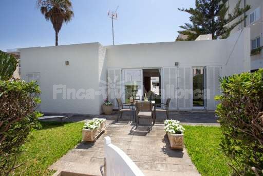 Chalet Caro Can Picafort, Haus, Eingang, Esstisch, Garten