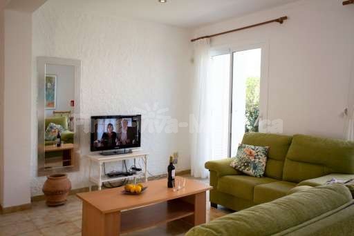 Chalet Caro Can Picafort, Wohnzimmer, Fernseher, Sofa