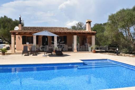 Fincas Auf Mallorca Fur Bis Zu 4 Personen Mit Pool In Top Lage