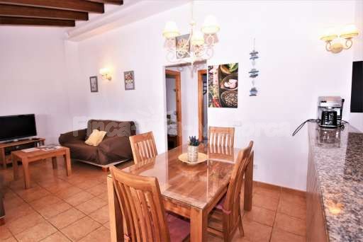 Finca Comellar Santanyi, Essbereich, Esstisch, Wohnzimmer, Sofa