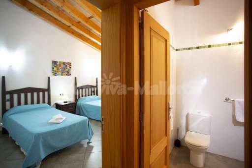 Finca Es Biali, Schlafzimmer, Einzelbett, Badezimmer