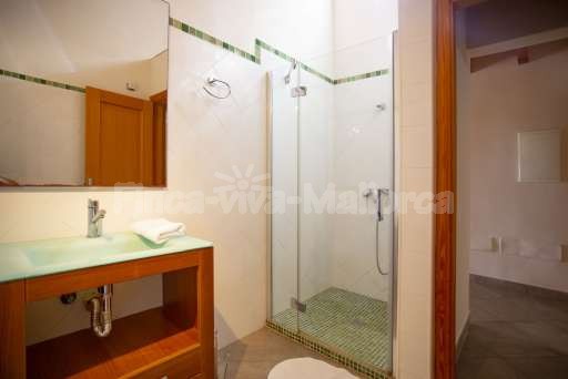 Finca Es Biali, Badezimmer, ebenerdige Dusche
