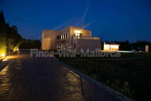 Finca Leda Can Picafort, Haus, Garten, beleuchtet