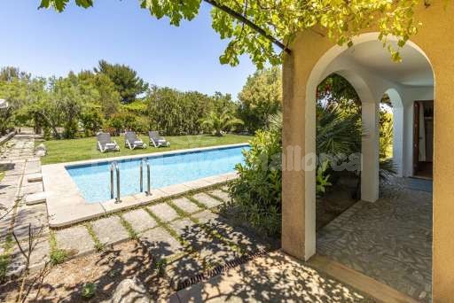 Finca Marinova Pollenca, Pool, Garten, Sonnenliege, Terrasse