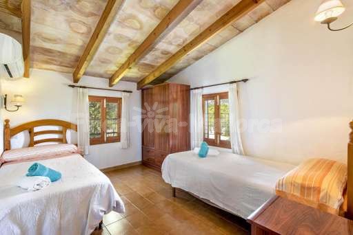 Finca Marinova Pollenca, Schlafzimmer, Doppelzimmer, Einzelbett