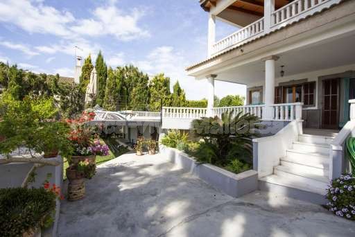 Finca Can Mosilla, Terrasse, Haus, Garten