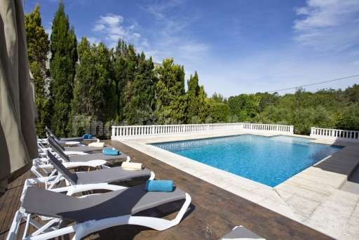 Finca Can Mosilla, Terrasse, Sonnenliege, Sonnenschirm