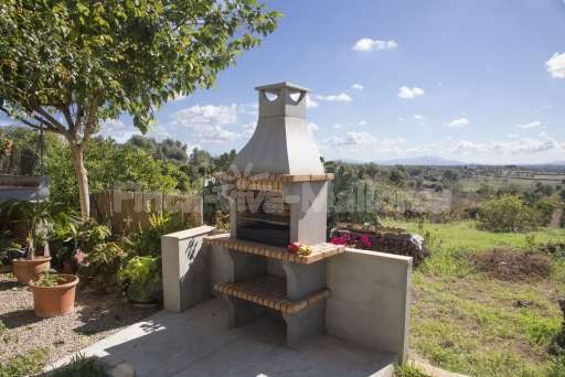 Finca Can Mosilla, Garten, gemauerter Grill
