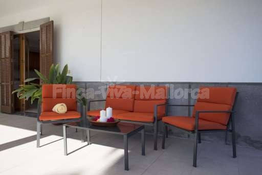 Finca Can Mosilla, überdachte Terrasse, Lounge